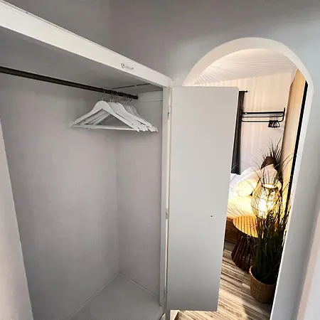 Aeolian Blu 3 * Páros